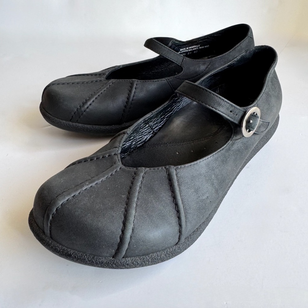 Dansko Giselle Mary Jane Black Leather Flats Size 40 - Picture 2 of 10